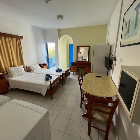Island Budget Apartments Paphos Exterior foto